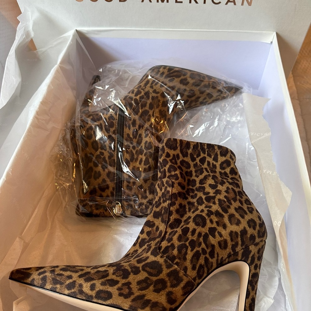 New in the box Good American heeled boots. Material/Color: Pale Leopard, Size 8.